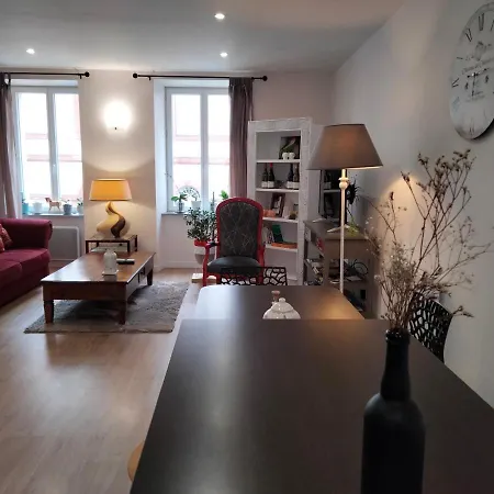 B&B Les Hautes D'anastasia 4*