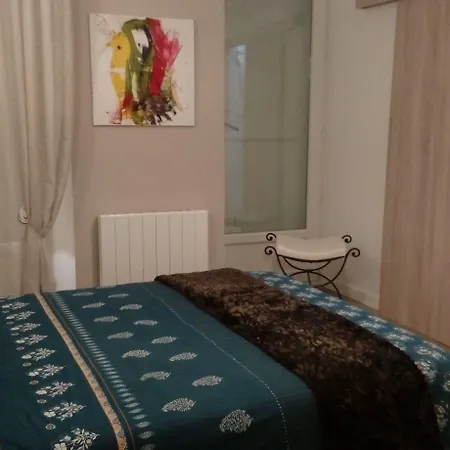 B&B Les Hautes D'anastasia 4*