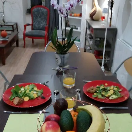 Les Hautes D'anastasia B&B 4*