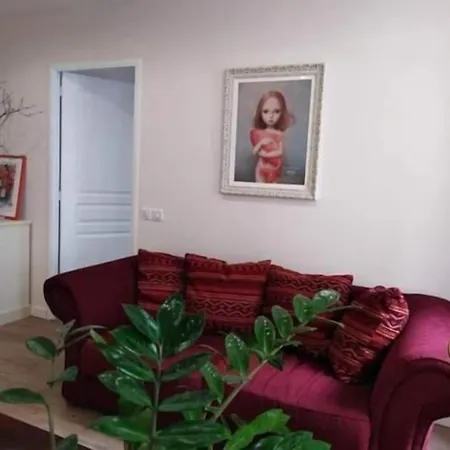 Les Hautes D'anastasia B&B 로데즈
