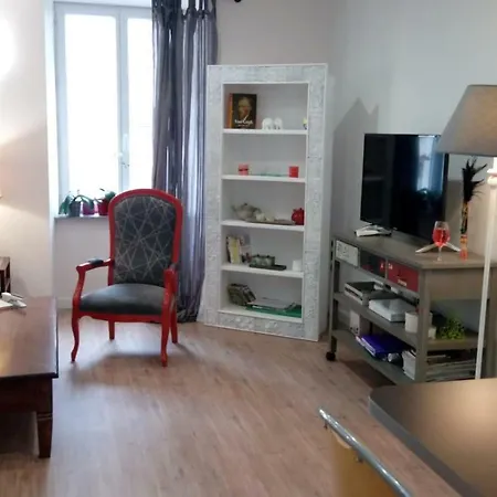 B&B Les Hautes D'anastasia 4*