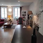 B&B Les Hautes D'anastasia 4*