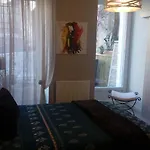 Les Hautes D'anastasia 4* Ροντέζ