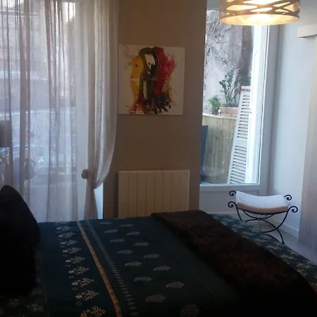 Les Hautes D'anastasia 4* روديه
