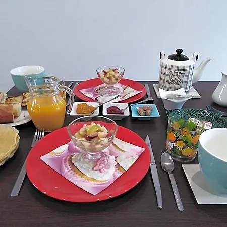 Les Hautes D'anastasia B&B 로데즈
